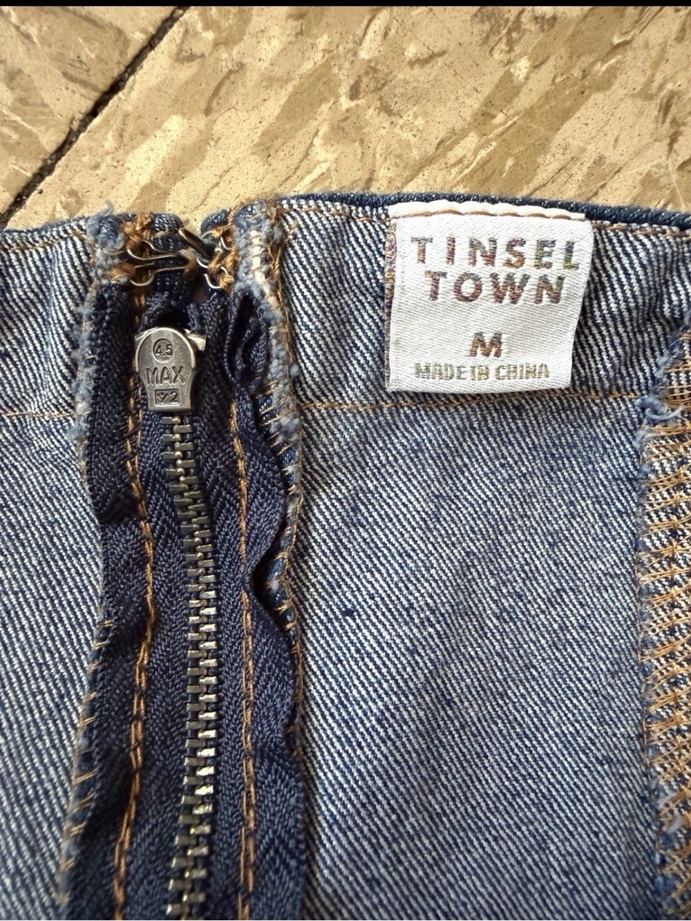 Tinseltown Medium Light Blue Denim Jeans with Contrast Stitching